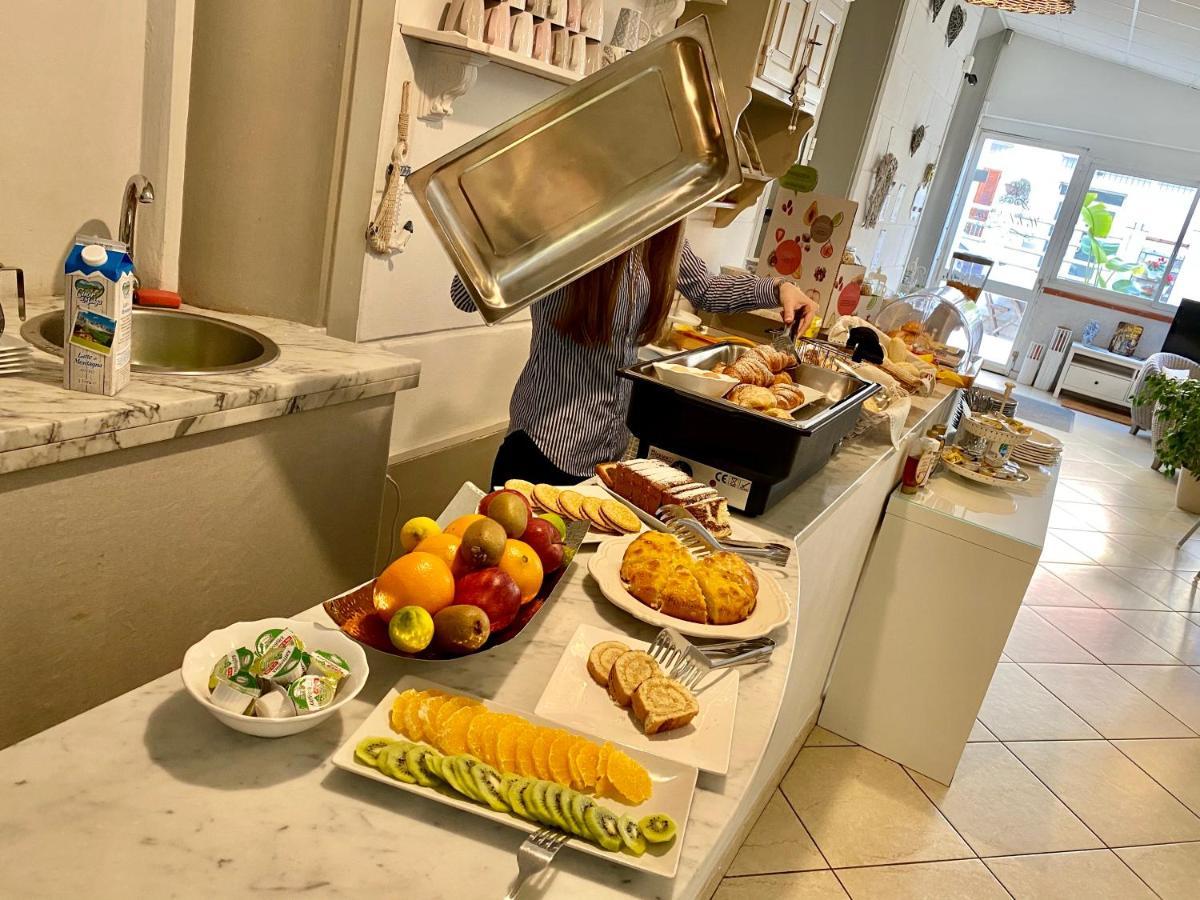 Hotel Lisa Viareggio Ngoại thất bức ảnh